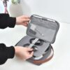 02_خرید-کیف-Minimalis-Travel-Pouch-نمای-دسته-دستی کیف دستی و لوازم جانبی ویوو Minimalis Travel Pouch