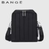 04_سفارش-کیف-دوشی-لاکچری-بنج-YD252-نمای-نزدیک-سگک کیف رو دوشی ضد آب بنج YD252