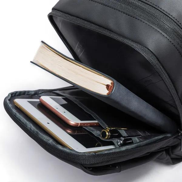 12_قیمت-کوله_پشتی-بنج-77107-نمای-نزدیک-جیب-جلویی کیف کراس بادی بنج 77107