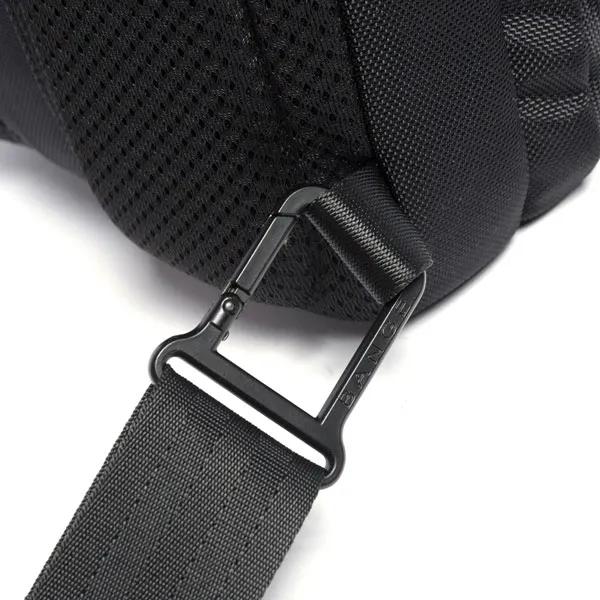خرید-کیف-بادی-بنج-7079-نمای-نزدیک-بند کیف کراس بادی بنج کوله تک بند 7079