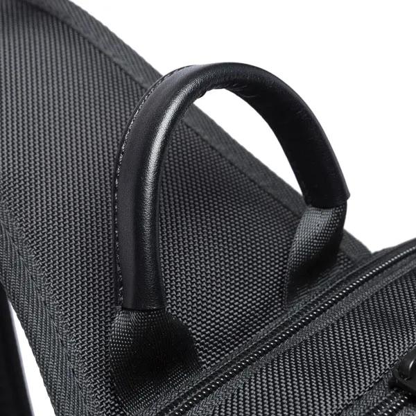 سفارش-کیف-کراس-بادی-بنج-7079-نمای-نزدیک-دسته-حمل کیف کراس بادی بنج کوله تک بند 7079
