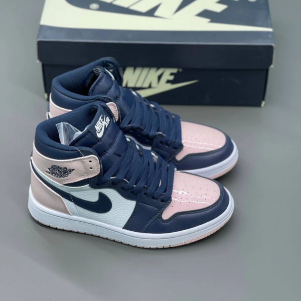 08qrdxxp کفش نایک ایر جردن وان ساقدار اتومسفر بابل جام صورتی سرمه ای Nike Air Jordan 1 High Atmosphere Bubblegum Pink Navy