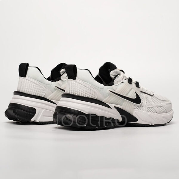 10322465 نایک وی تو کی ران Nike V2K Run White Black سفید مشکی