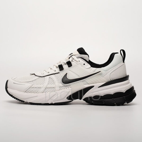 10322467 نایک وی تو کی ران Nike V2K Run White Black سفید مشکی
