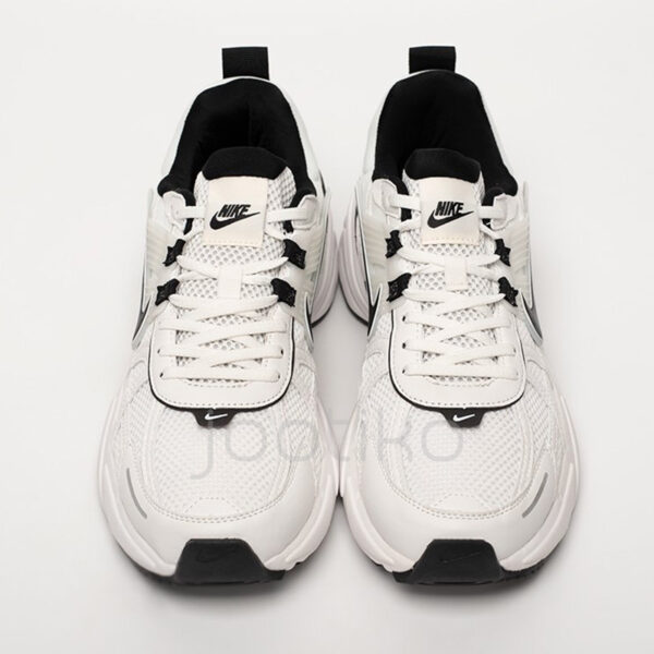 10322468 نایک وی تو کی ران Nike V2K Run White Black سفید مشکی
