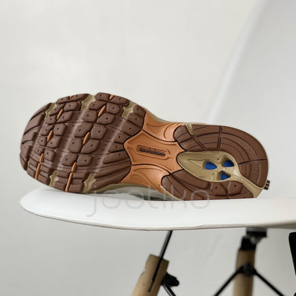 10336332 نیوبالانس 530 New Balance 530 Niko and …