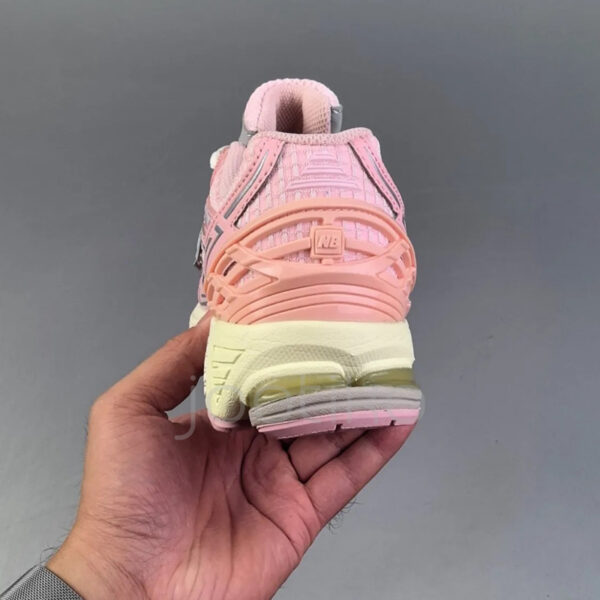 10366492 کفش نیوبالانس New Balance 1906R Lunar New Year Pink صورتی