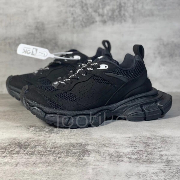 10368324 بالنسیاگا Balenciaga 3XL Suede Distressed مشکی