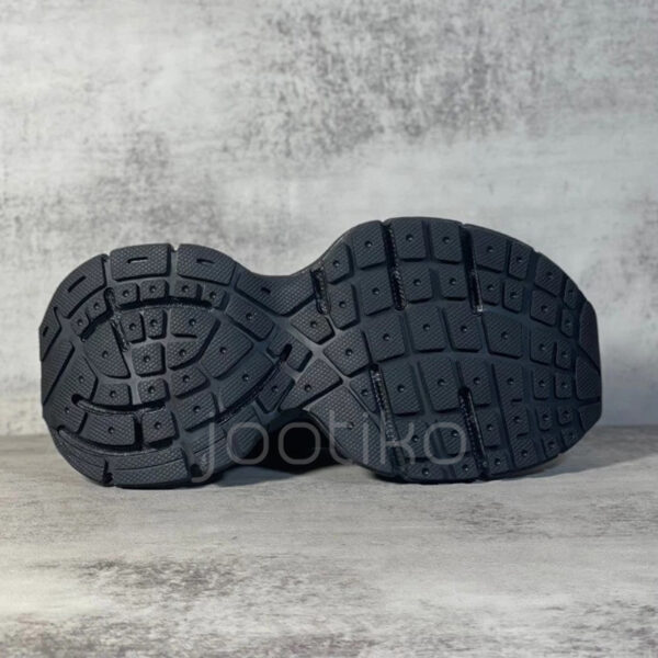10368326 بالنسیاگا Balenciaga 3XL Suede Distressed مشکی