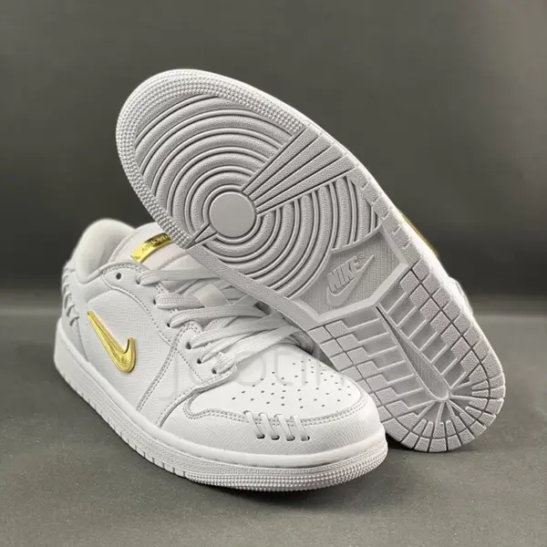 ایر جردن وان لو Jordan 1 Low Method of Make Sail Metallic Gold