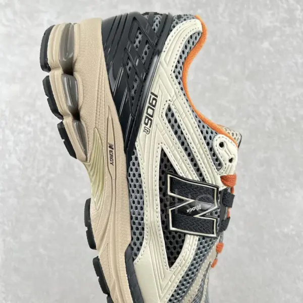 نیوبالانس New Balance 1906R size? Exclusive Blacktop Mindful Grey