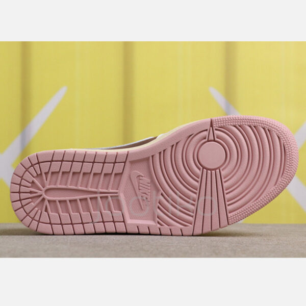 10469890 جردن وان لو Travis Scott x Air Jordan 1 Low OG Dark Pony Pink دارک پونی پینک