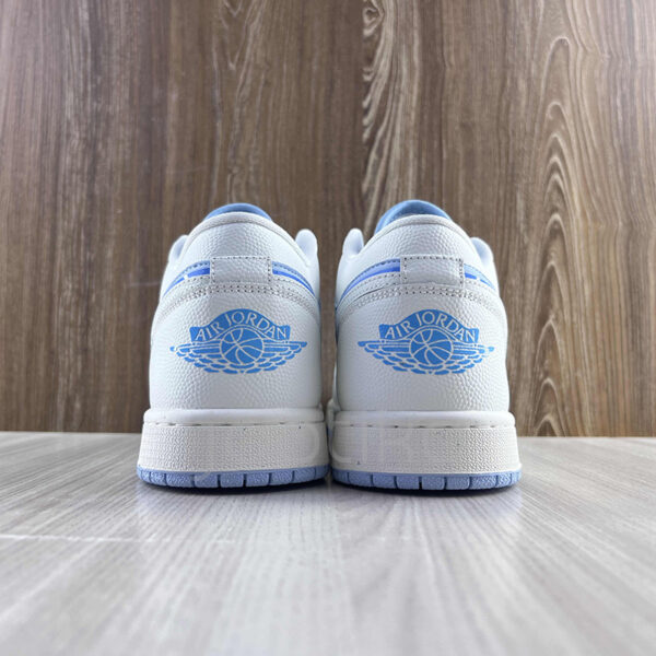 10474221 نایک جردن وان Jordan 1 Low SE Reverse Ice Blue آبی یخی