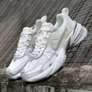 10894288 نایک وی تو کی ران Nike V2K Run Metallic Silver White