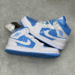 نایک ایر جردن وان Jordan 1 Mid Legend Blue