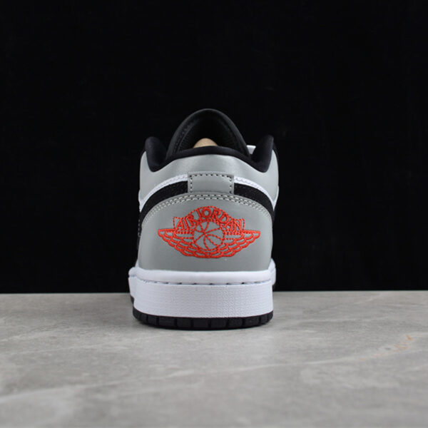 نایک ایر جردن وان Jordan 1 Low SE White Fire Red Black Matte Silver