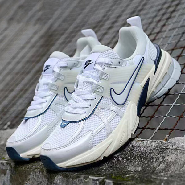 12507201 نایک وی تو کی ران Nike V2K Run Platinum Tint