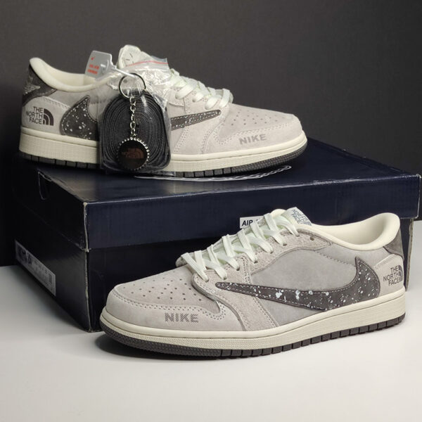 12517302 نایک ایرجردن وان لو نورث فیس Nike Air Jordan 1 Low Travis Scott X The North Face