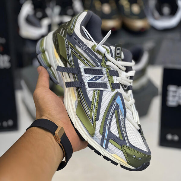 13062798 کفش نیوبالانس 1906A سبز زیتونی سفید خاکستری New Balance 1906A Olive Juice Sea Salt