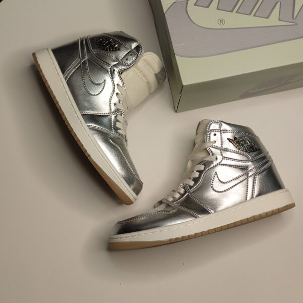 جردن وان های کروم Jordan 1 Retro High OG Chrome
