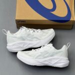 اسیکس نوابلاست 5 سفید خاکستری روشن ASICS Novablast 5 White Piedmont Grey