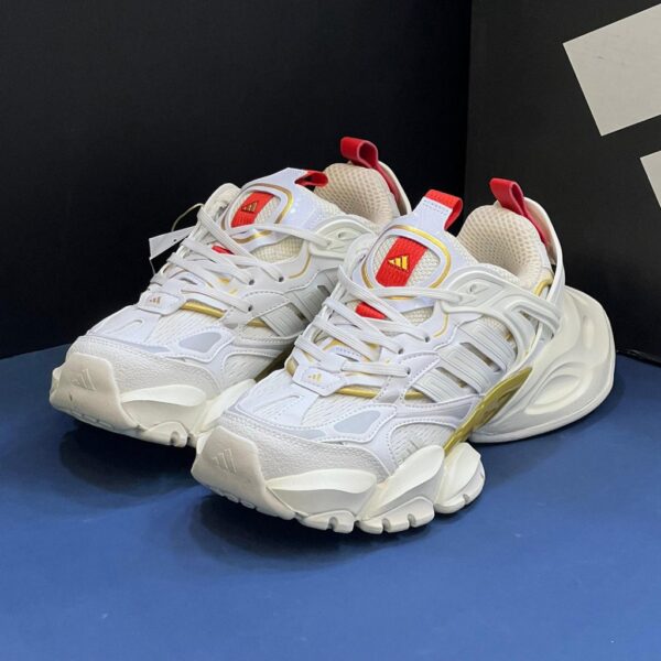 13291551 آدیداس رانر اکس ال جی دیلاکس سفید طلایی adidas XLG Runner Deluxe Off White Gold Metallic Red