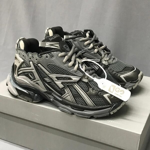 بالنسیاگا رانر طوسی تیره مشکی Balenciaga Runner Dark Grey Black