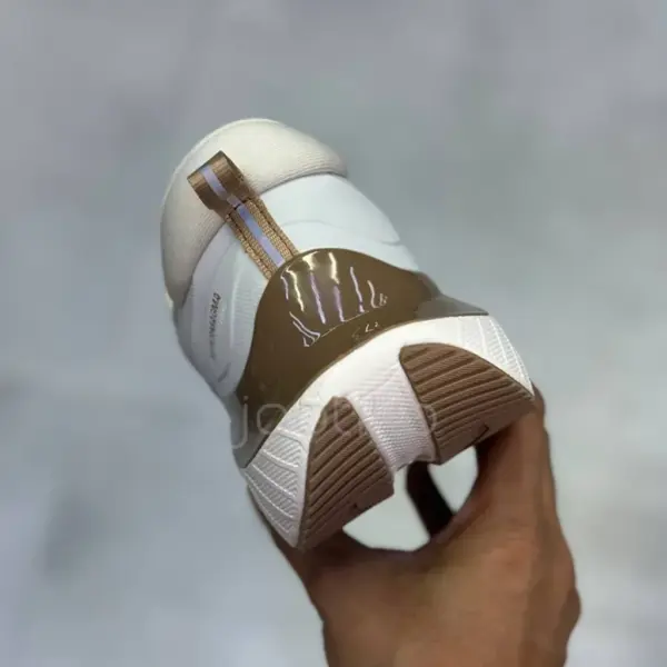 13562821 آدیداس سوپرماگما اترنو بژ قهوه ای adidas SuperMagma Eterno Beige Brown