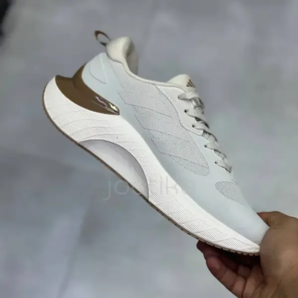 13562822 آدیداس سوپرماگما اترنو بژ قهوه ای adidas SuperMagma Eterno Beige Brown