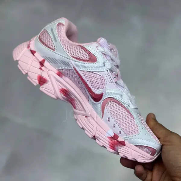 13564062 نایک وی فایو آر ان آر صورتی Nike V5 RNR Pink