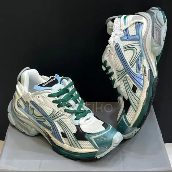 13571241 بالنسیاگا رانر سفید سبز آبی Balenciaga Runner White Green Blue