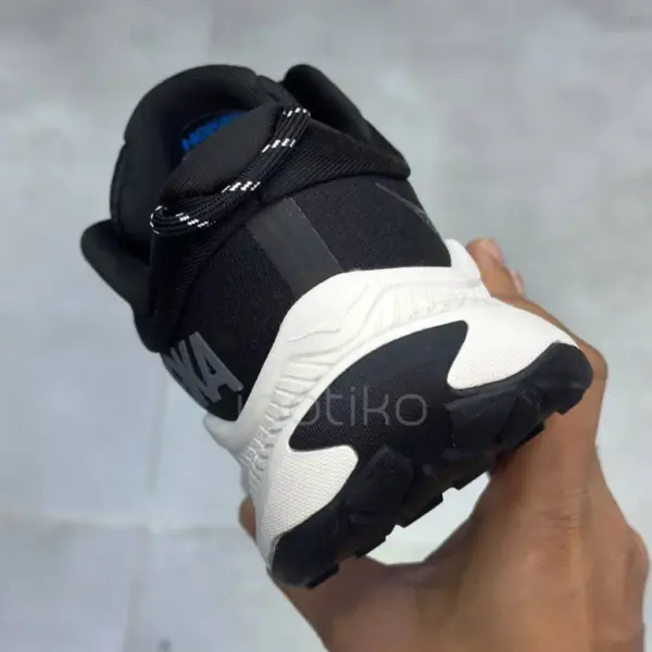 13592540 کفش هوکا ترنسپورت مشکی سفید Hoka Transport Black Alabaster