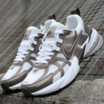 نایک وی تو کی ران سفید قهوه ای Nike V2K Run Mink Brown Summit White College Grey Ironstone