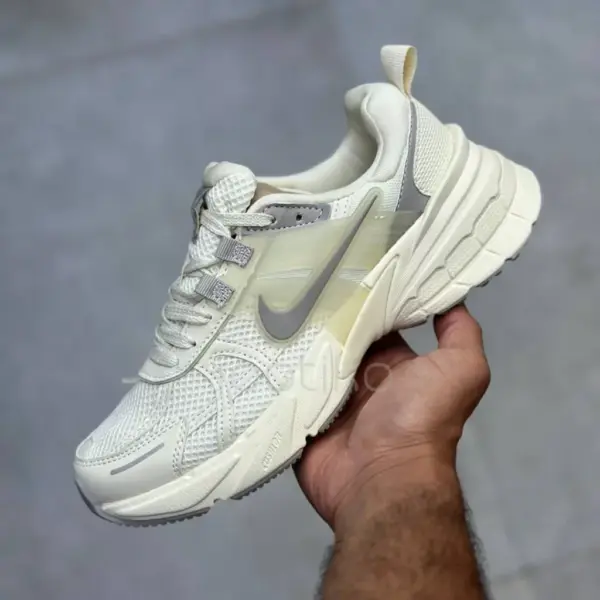 13612550 نایک وی تو کی ران کرم شیری طوسی Nike V2K Run Off-White / Cream