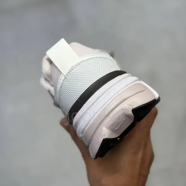 13612598 نایک وی تو کی ران طوسی نقرهای صورتی ملایم Nike V2K Run Platinum Tint Summit White Cave Stone Metallic Silver