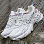 نایک وی تو کی ران سفید صورتی پاستیلی Nike V2K Run Pastel Pink White
