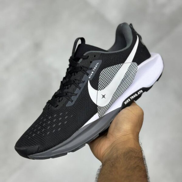 13789607 نایک ریکت پگاسوس تریل ۵ مشکی سفید طوسی Nike React Pegasus Trail 5