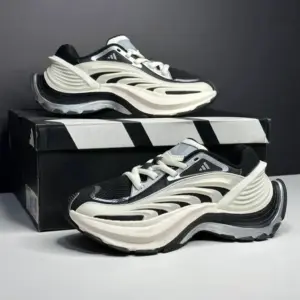 آدیداس ایکس ال جی متاویو سفید مشکی نقره‌ای متالیک adidas XLG Metawave