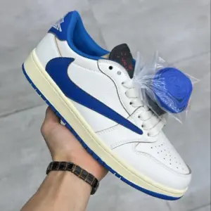 13962537 جردن ۱ لو تراویس اسکات سفید آبی Jordan 1 Retro Low OG SP Fragment x Travis Scott Sail Military Blue