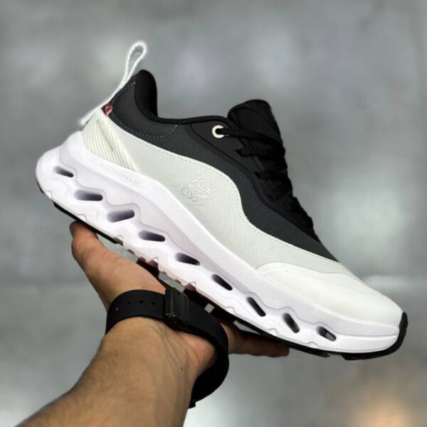 14060748 کتونی آن رانینگ کلودتیلت 2 لوئهوه مشکی سفید On Running Cloudtilt 2 LOEWE Black White