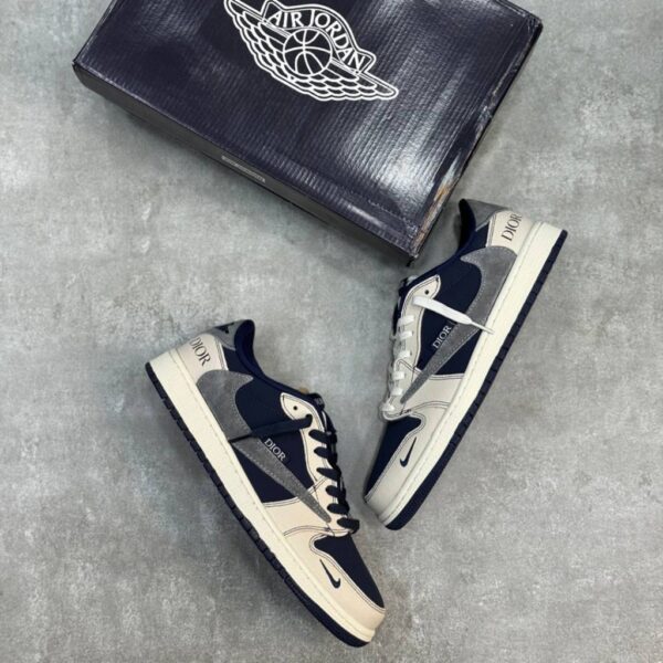 14060789 نایک ایر جردن وان لو دیور کرم سرمه ای خاکستری Nike Air Jordan 1 Low Dior Cream Navy Grey