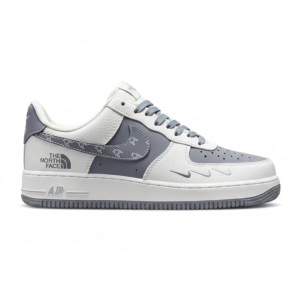 14611907 نایک ایرفورس وان نورث فیس طوسی سفید استخوانی Nike Air Force 1 The North Face Sail Grey