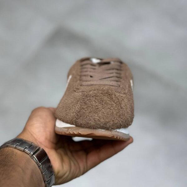 14658950 نایک کورتز قهوهای سفید Nike Cortez Vintage Medium Curry FJ2530-200