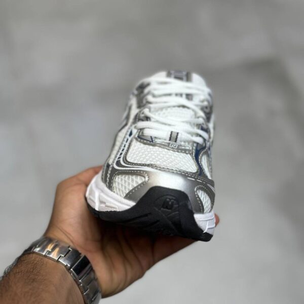 14716682 نیوبالانس 740 سفید نقرهای متالیک سرمهای New Balance 740v2 White Shadow Grey Navy U740WN2