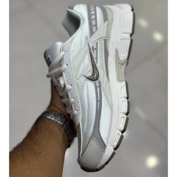 نایک اینیشیتور سفید خاکستری قهوه‌ای Nike Initiator Phantom Light Bone Sail Brown IB4339-001