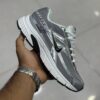 14981882 نایک اینیشیتور نقرهای خاکستری Nike Initiator Silver Grey
