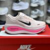 16911127 نایک ومرو پلاس هایپر صورتی Nike Vomero Plus Hyper Pink