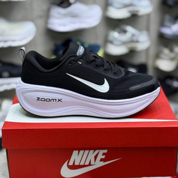 16911171 نایک ومرو پلاس مشکی سفید Nike Vomero Plus Black White