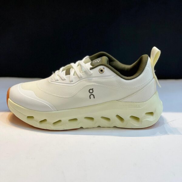 کتونی آن رانینگ کلودتیلت سفید زیتونی On Running Cloudtilt 2 LOEWE White Khaki 3ME10693507
