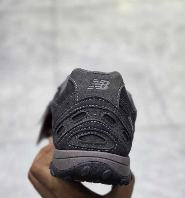 نیوبالانس 204 ال خاکستری تیره New Balance 204L